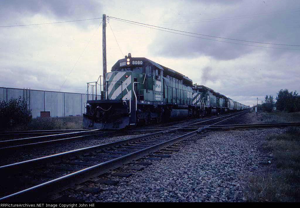 1381-23 Eastbound BN freight at Park Jct. diamond